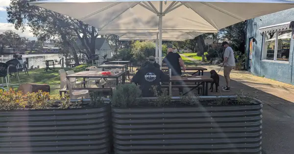 Pelicans Cafe 5